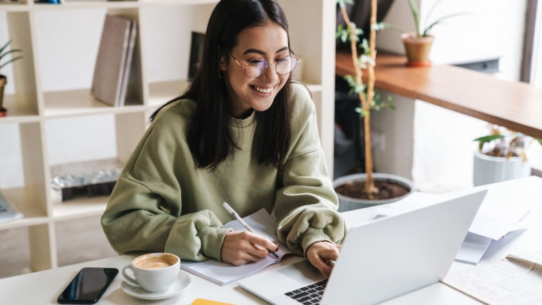 Conquer “Zoom Anxiety” – 10 Effective Strategies to Manage Anxiety on Video Calls